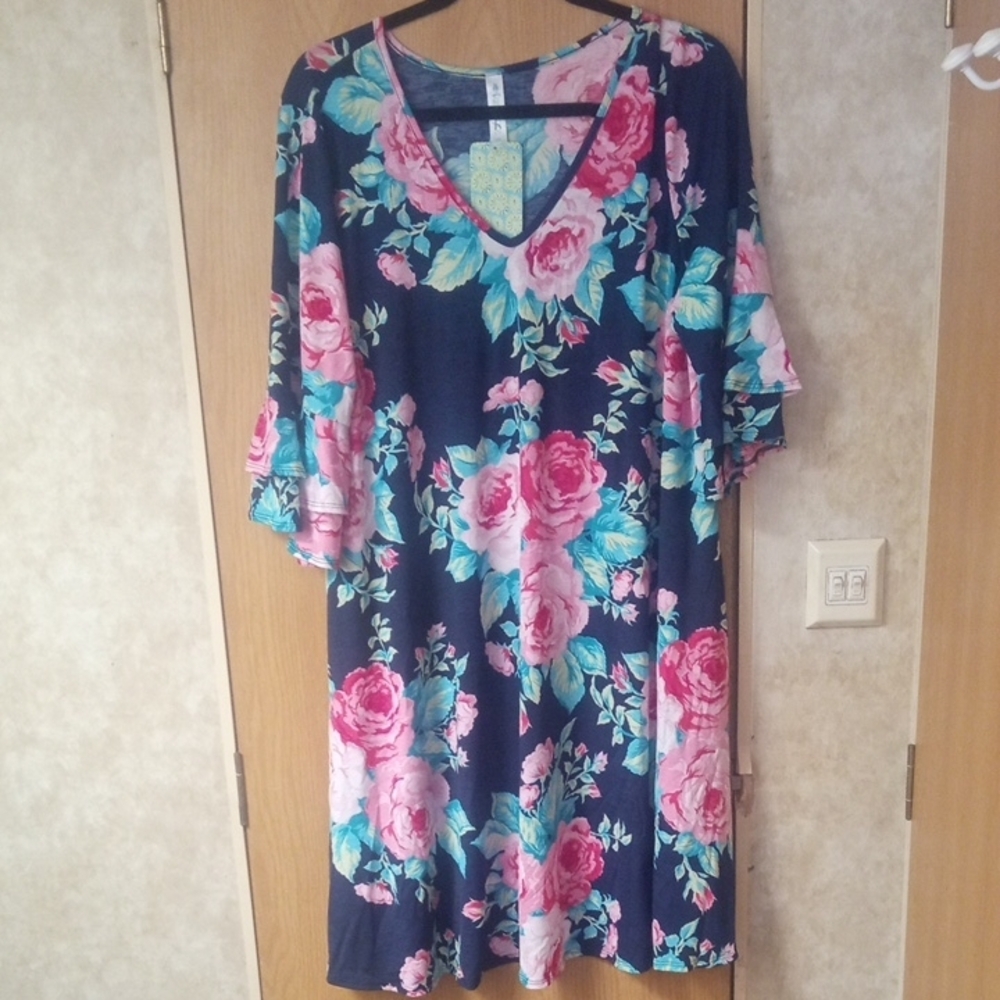 Paisley Raye Floral V-Neck Dress